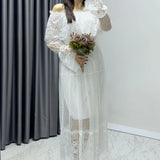 Beyaz Uzun Kol  Tül Carmen Madonna Yaka Güpür Büyük Beden Elbise