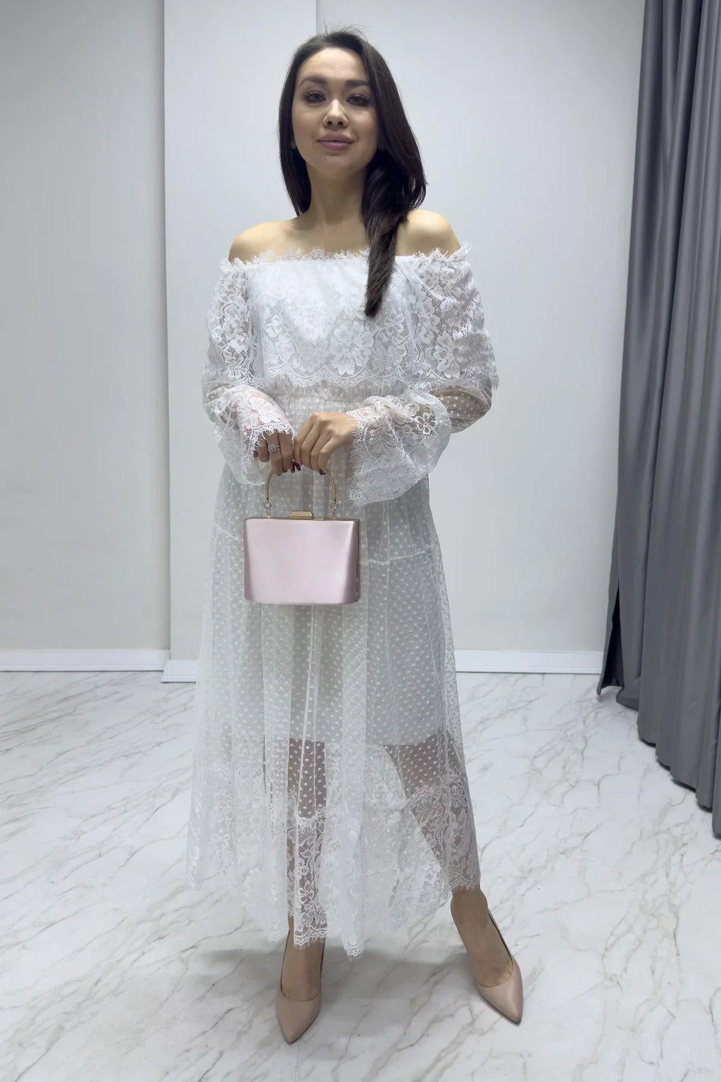 Beyaz Uzun Kol Tül Carmen Madonna Yaka Güpür Büyük Beden Elbise

