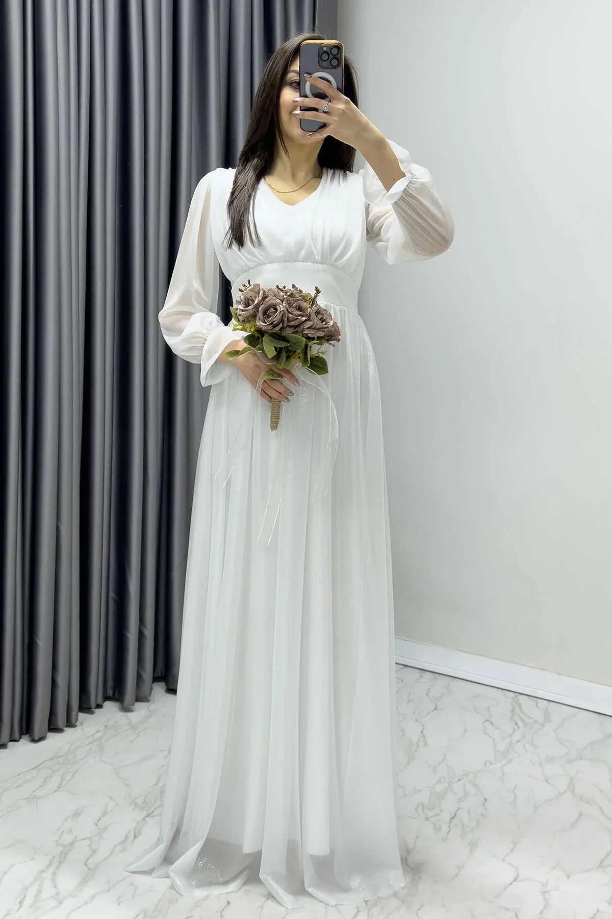 Simli Beyaz V Yaka Tül Abiye Elbise

