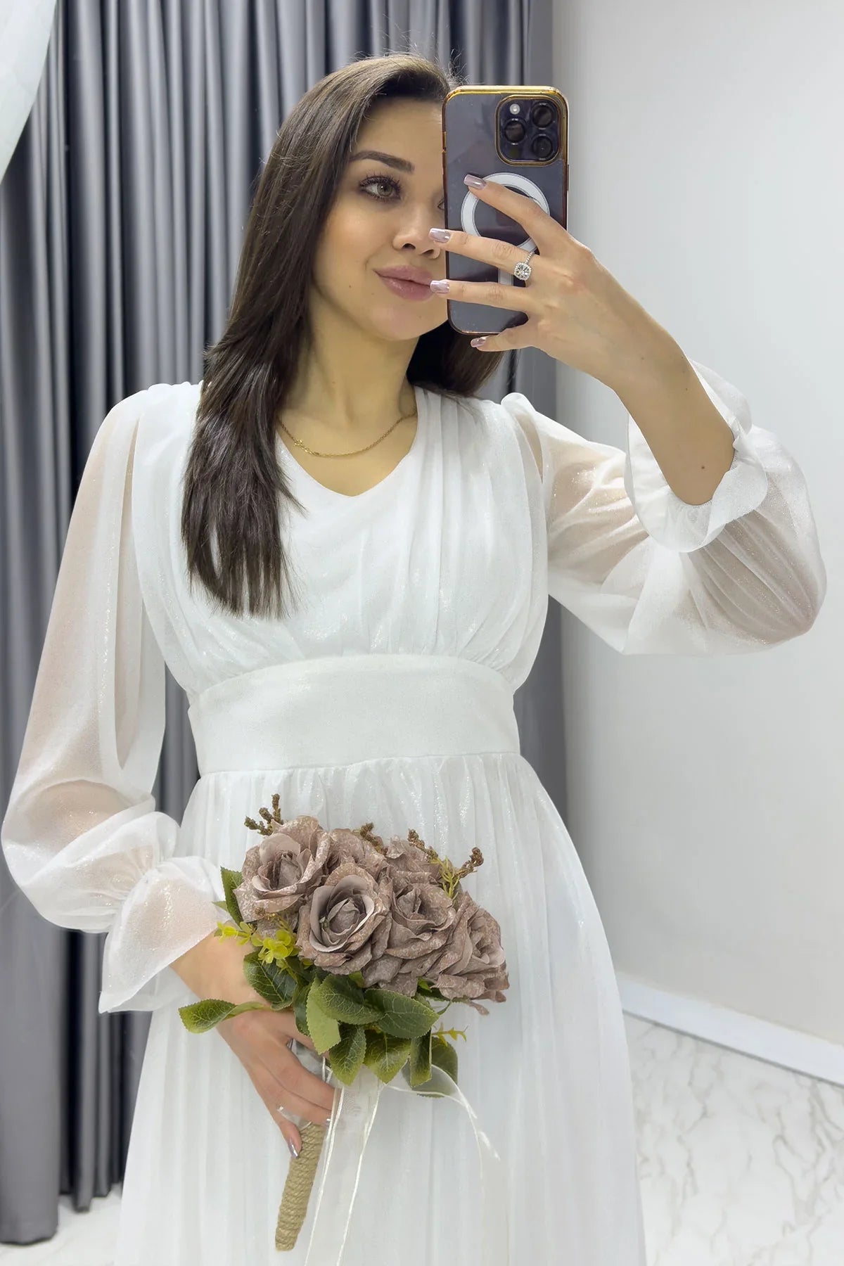 Simli Beyaz V Yaka Tül Abiye Elbise

