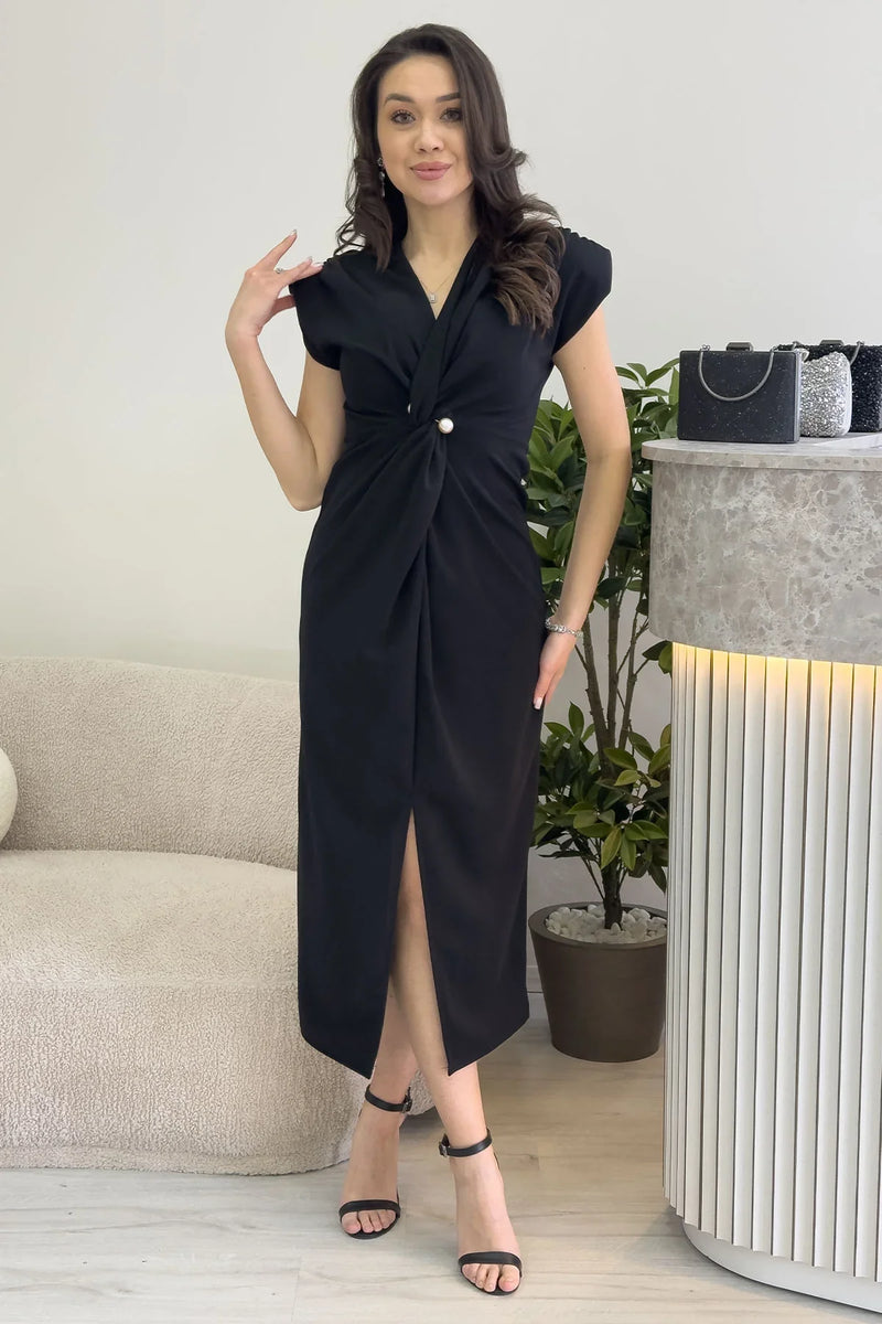 Kadın Siyah Kruvaze Yaka İnci Detay Büzgülü Midi Boy Elbise