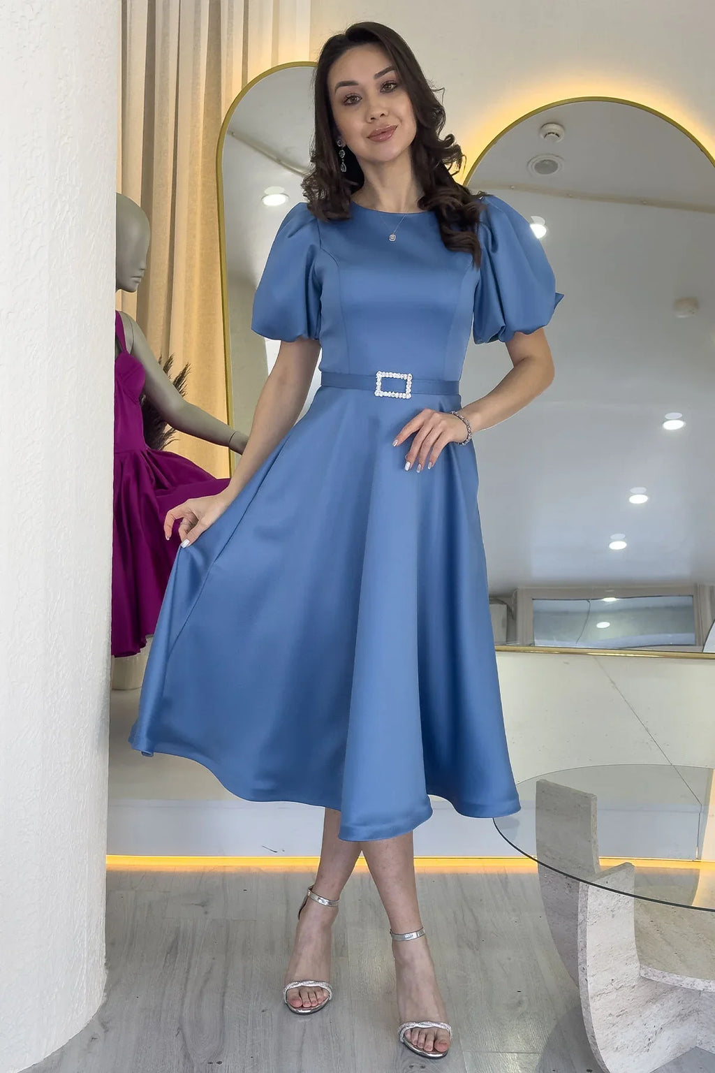 Kadın İndigo Balon Kol Taş Kemerli Midi Boy Saten Abiye Elbise