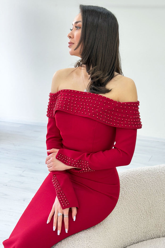 Kırmızı Madonna Yaka Boncuk İşlemeli Uzun Kol Balık Abiye Elbise 