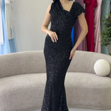 Kadın Siyah  Asimetrik Yaka Pul Payet Büyük Beden Balık Abiye Elbise