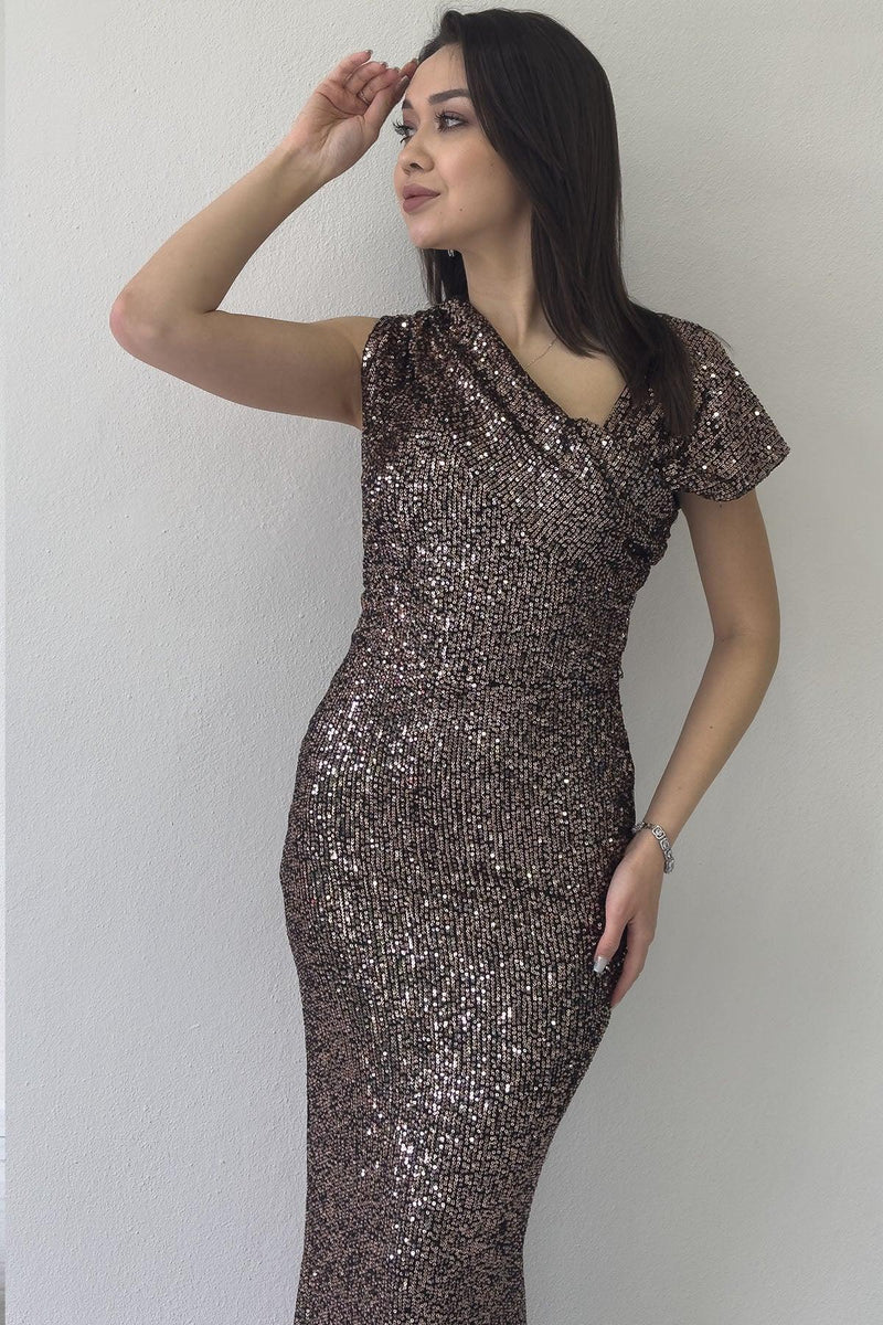 Kadın Vizon Asimetrik Yaka Pul Payet Büyük Beden Balık Abiye Elbise