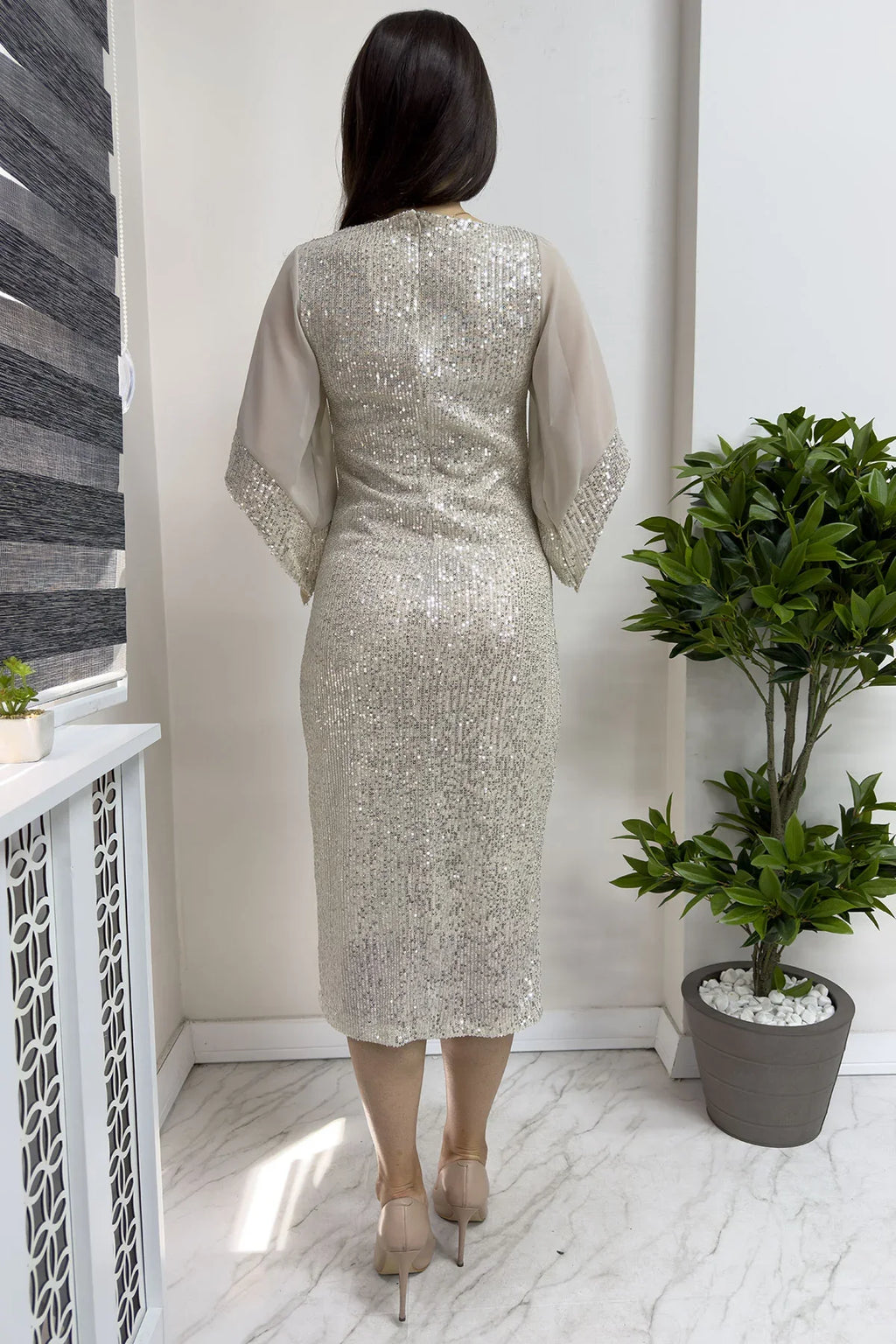 Kadın Bej Midi Boy Pul Payet Şifon Tasarım Yarım Kol Büyük Beden Abiye Elbise