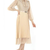 Ekru Boyundan Bağlamalı Fransız Güpür Piliseli Abiye Elbise