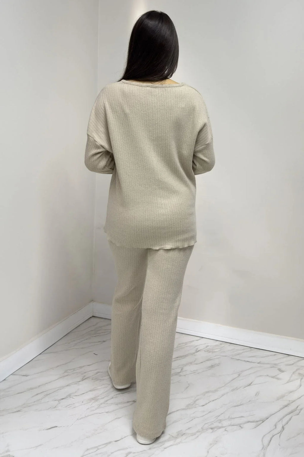 Kadın Ekru V Yaka Alt Üst Takım - Elbise Delisi