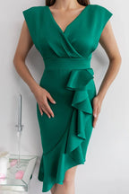 Sıfır kol el kalçada yakın detay büyük beden kadın yeşil davet elbise