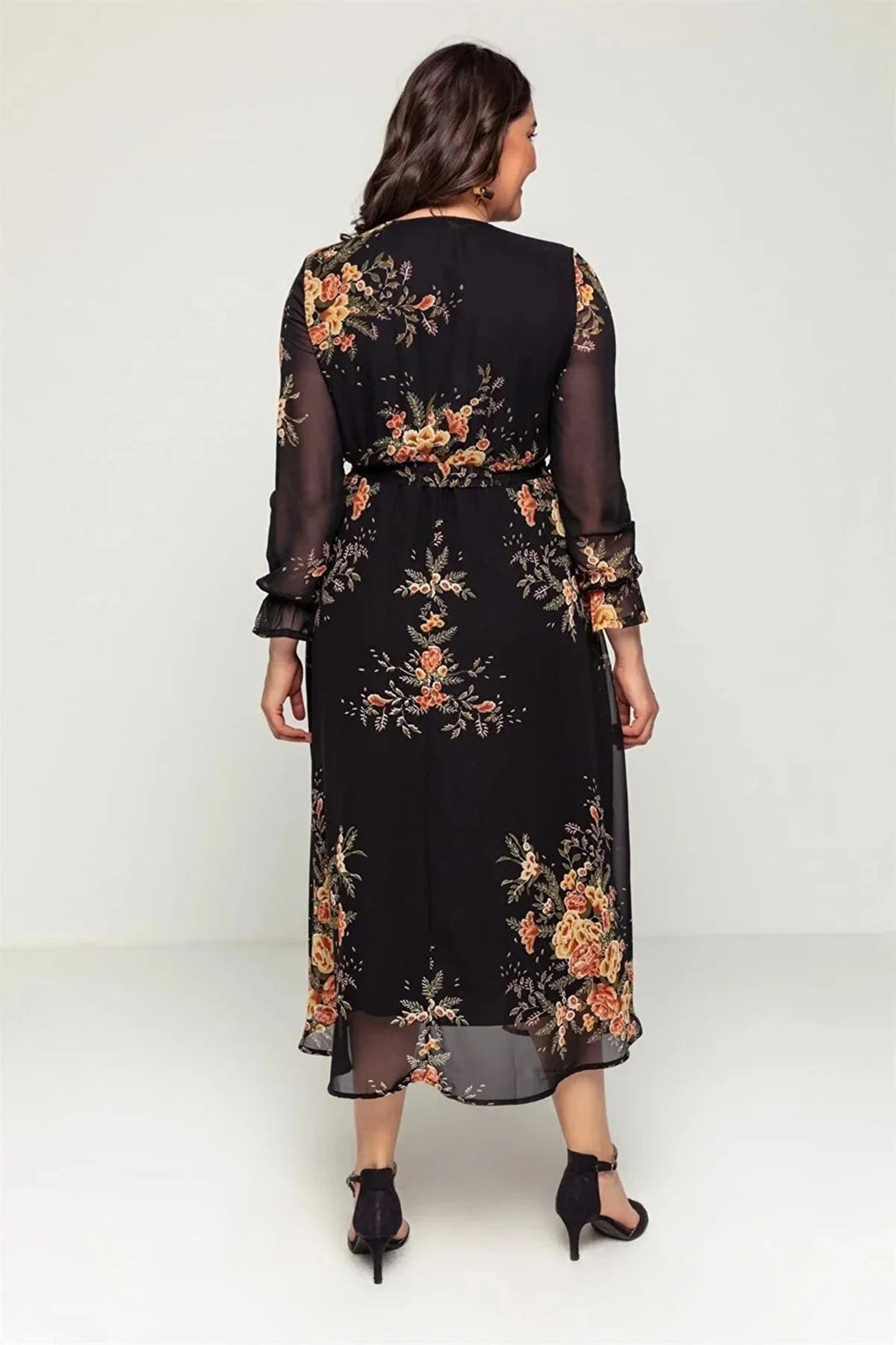 Arka duruş uzun kollu desenli şifon uzun boy elbise büyük beden davet için