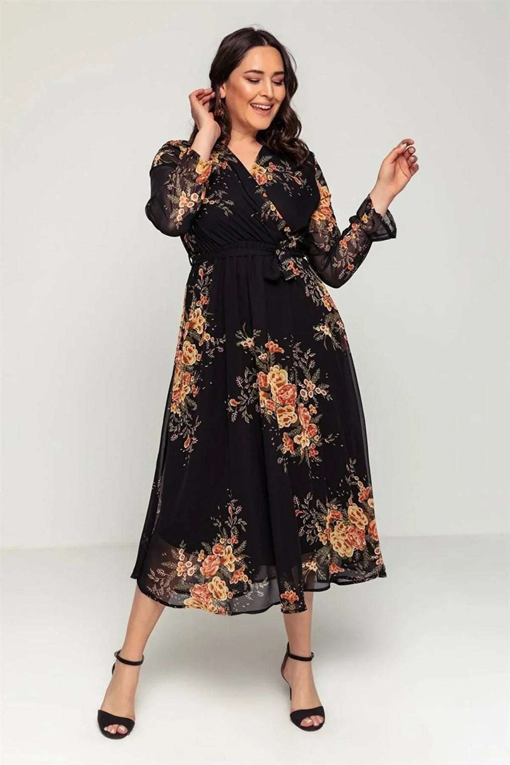 Kuşaklı beli lastikli uzun kollu sarı çiçek desenli şifon günlük elbise büyük beden 