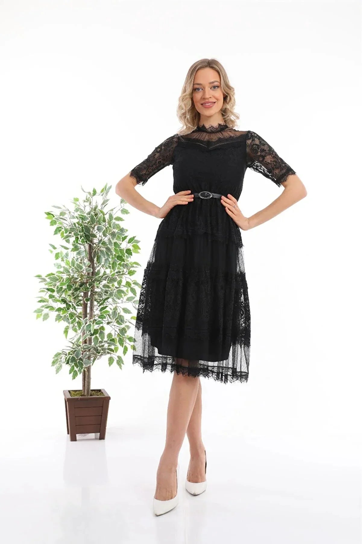 Siyah Kısa Kol Güpürlü Abiye Elbise - Elbise Delisi