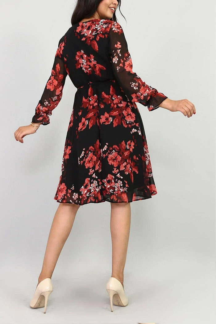 Siyah Nar Çiçeği Kruvaze Yaka Şifon Büyük Beden Kısa Elbise - Elbise Delisi
